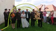 b_220_220_16777215_00_images_ff_190803_Luis_Hochzeit.jpg
