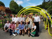 b_220_220_16777215_00_images_ff_190809_Flo_Hochzeit_2.jpg